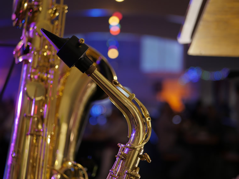 Mainstreet Pub has Live Music, DJs, Trivia Night & More!